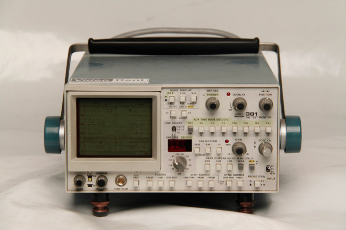 tektronix-waveformmeter-wmv381-big-0